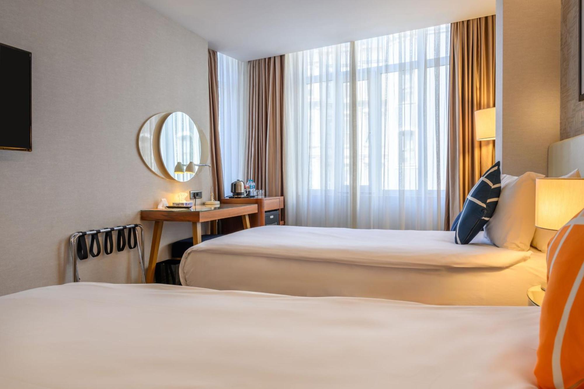 Four Points Flex By Sheraton Istanbul Taksim Square Ngoại thất bức ảnh