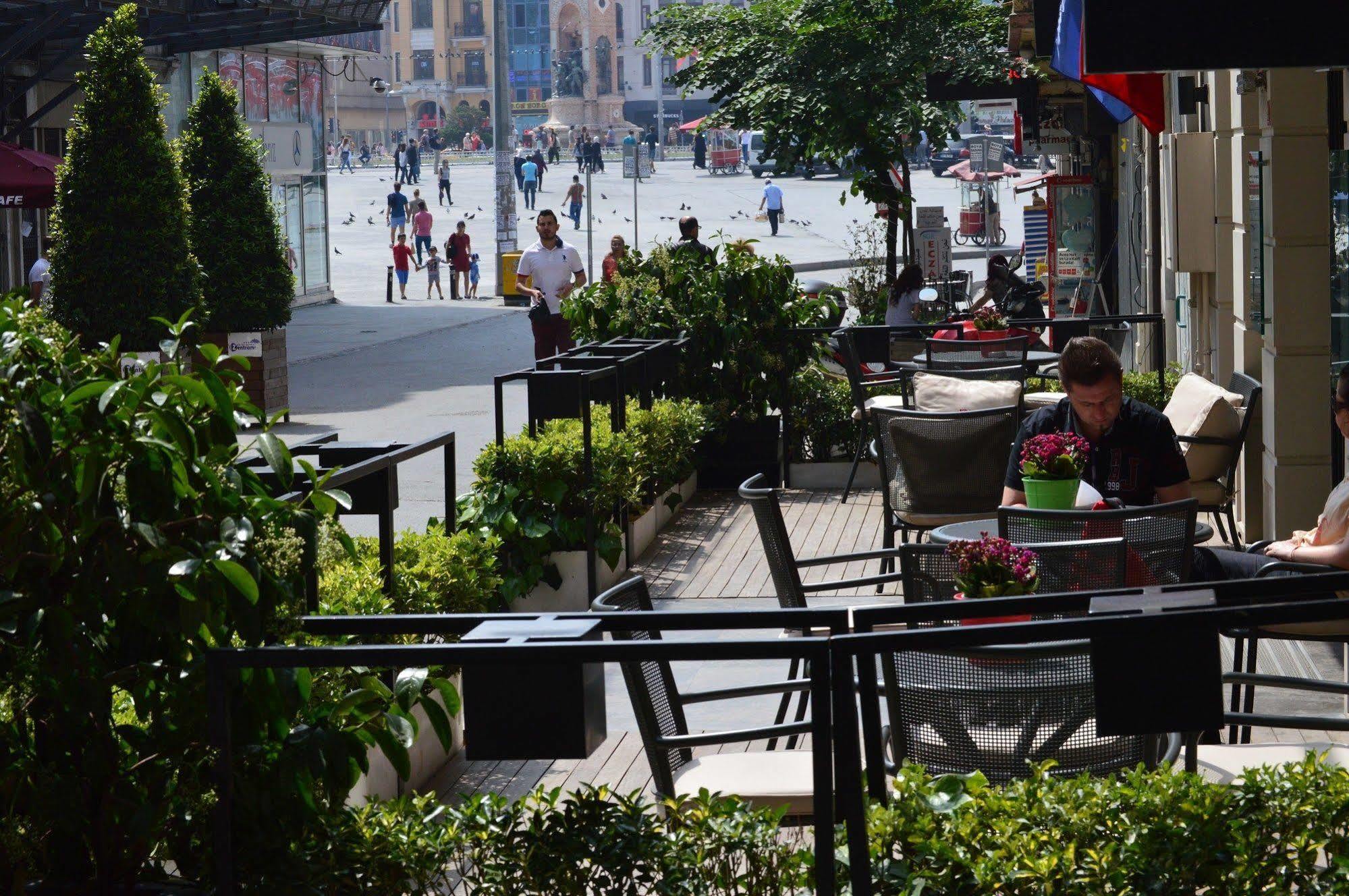 Four Points Flex By Sheraton Istanbul Taksim Square Ngoại thất bức ảnh